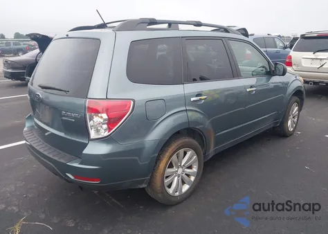 2011 Subaru Forester 2.5X Premium z USA, uszkodzony, nr VIN JF2SHADC6BH753713